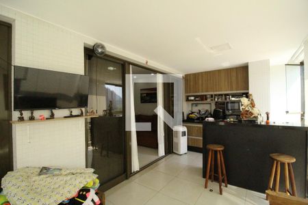 Varanda de apartamento para alugar com 5 quartos, 160m² em Barra da Tijuca, Rio de Janeiro