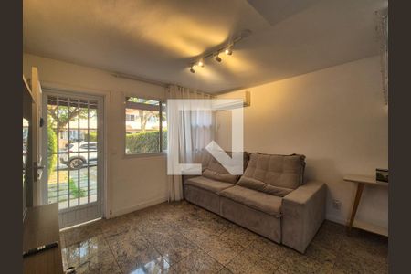 Sala de casa de condomínio à venda com 2 quartos, 72m² em Vargem Grande, Rio de Janeiro