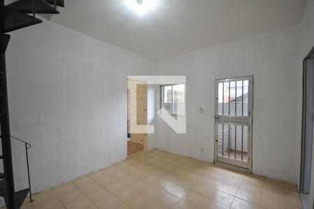 Sala de casa para alugar com 2 quartos, 12m² em Centro, Nilópolis