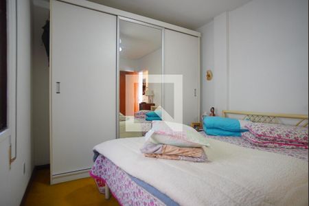 Suíte de apartamento à venda com 4 quartos, 105m² em Petrópolis, Porto Alegre