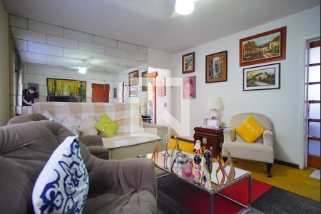 Sala de apartamento à venda com 4 quartos, 105m² em Petrópolis, Porto Alegre