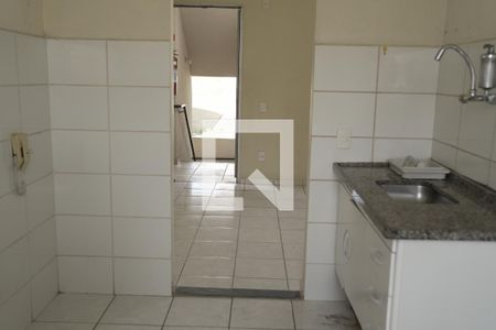 Cozinha de apartamento à venda com 2 quartos, 47m² em Jardim Vitória, Belo Horizonte