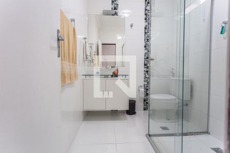 Banheiro da Suíte 1 de apartamento à venda com 2 quartos, 83m² em Centro, Belo Horizonte