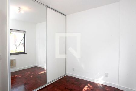 Quarto 2 de apartamento à venda com 2 quartos, 73m² em Auxiliadora, Porto Alegre