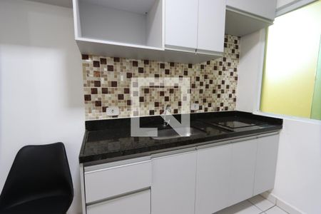 Studio - ambiente cozinha de kitnet/studio para alugar com 1 quarto, 28m² em Vila Divina Pastora, São Paulo