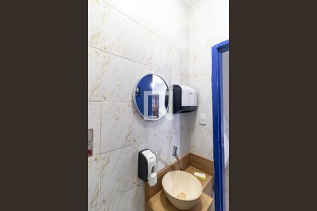 Lavabo de casa para alugar com 2 quartos, 100m² em Vila Dom Pedro I, São Paulo