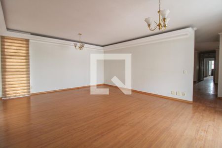 Sala de apartamento à venda com 4 quartos, 260m² em Cambuí, Campinas