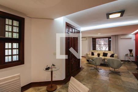 Sala de casa à venda com 5 quartos, 450m² em Pampulha, Belo Horizonte