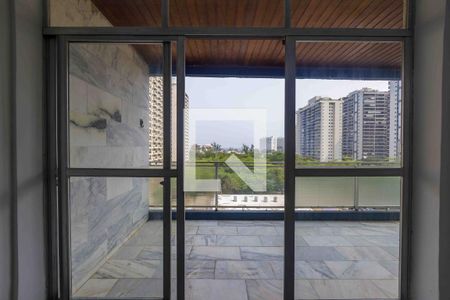 Varanda de apartamento à venda com 2 quartos, 84m² em Barra da Tijuca, Rio de Janeiro