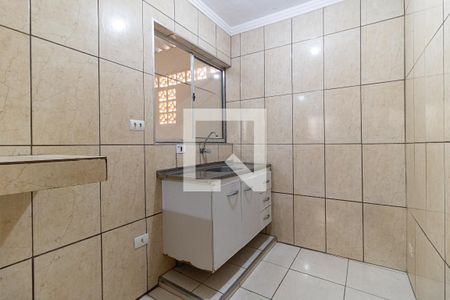 Cozinha de casa para alugar com 1 quarto, 50m² em Vila Brasilina, São Paulo