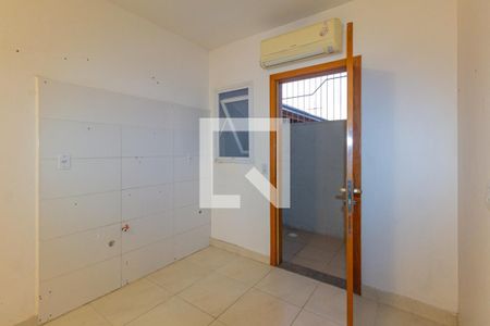 Sala/Cozinha de casa de condomínio à venda com 2 quartos, 45m² em Niterói, Canoas