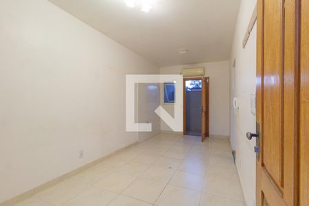 Sala/Cozinha de casa de condomínio à venda com 2 quartos, 45m² em Niterói, Canoas