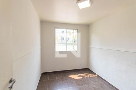 Quarto 1 de apartamento para alugar com 2 quartos, 45m² em Bom Jesus, São José dos Pinhais