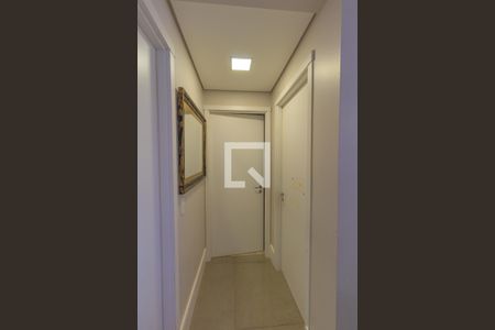 Corredor de apartamento para alugar com 2 quartos, 76m² em Marechal Rondon, Canoas