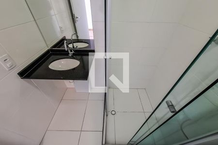 Banheiro de kitnet/studio à venda com 1 quarto, 27m² em Vila Dom Pedro I, São Paulo