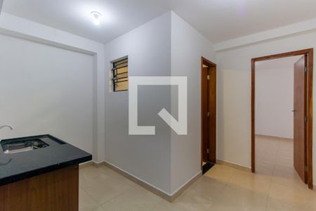 Studio de kitnet/studio para alugar com 1 quarto, 24m² em Vila Paulo Silas, São Paulo