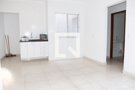 Sala e Cozinha de casa de condomínio para alugar com 3 quartos, 50m² em Parque Edu Chaves, São Paulo