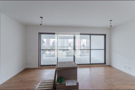 Sala de apartamento à venda com 3 quartos, 131m² em Vila Dom Pedro I, São Paulo