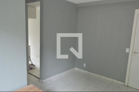 Sala de apartamento para alugar com 2 quartos, 50m² em Taquara, Rio de Janeiro