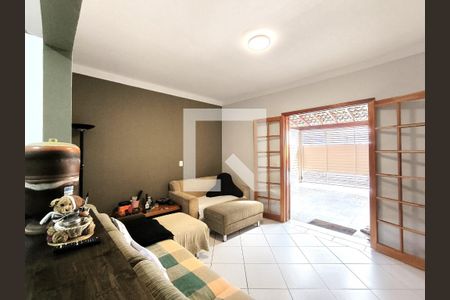 Sala  de casa à venda com 2 quartos, 103m² em Gramadão, Jundiaí