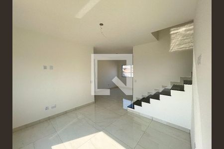 Sala de apartamento à venda com 3 quartos, 170m² em Jardim Industrial, Contagem