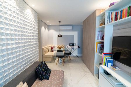 Sala de apartamento para alugar com 2 quartos, 67m² em Jardim Prudência, São Paulo