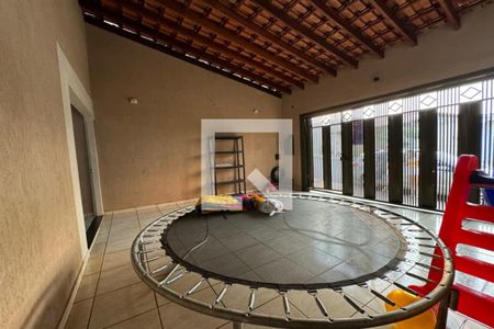 Casa para alugar com 200m², 3 quartos e 2 vagas Casa para alugar com 200m², 3 quartos e 2 vagasGaragem