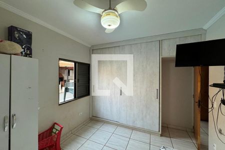 Casa para alugar com 200m², 3 quartos e 2 vagas Casa para alugar com 200m², 3 quartos e 2 vagasDormitório 02