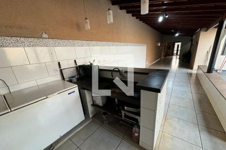 Casa para alugar com 200m², 3 quartos e 2 vagas Casa para alugar com 200m², 3 quartos e 2 vagasQuintal - Área Gourmet