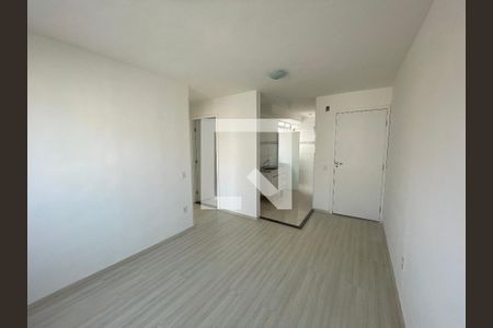 Sala de apartamento para alugar com 2 quartos, 40m² em Jardim Petrópolis, Cotia