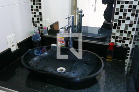 Apartamento à venda com 97m², 3 quartos e 2 vagas Apartamento à venda com 97m², 3 quartos e 2 vagasBanheiro da Suíte