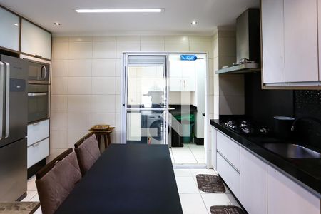 Apartamento à venda com 97m², 3 quartos e 2 vagas Apartamento à venda com 97m², 3 quartos e 2 vagasCozinha