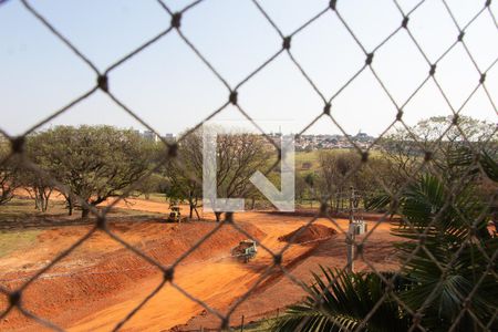 VISTA DA SACADA de apartamento para alugar com 3 quartos, 132m² em Vila Brandina, Campinas