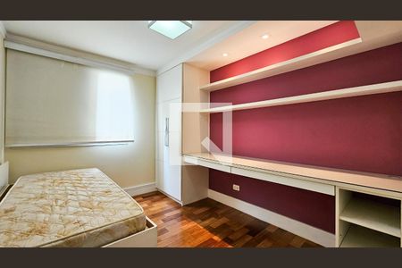 Quarto 1 de apartamento para alugar com 3 quartos, 70m² em Vila Sofia, São Paulo