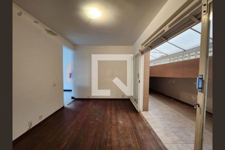 Segunda Sala de apartamento à venda com 3 quartos, 105m² em Santo Antônio, Belo Horizonte