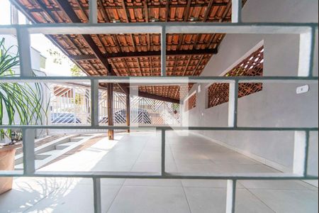 Vista da Sala de casa à venda com 3 quartos, 232m² em Vila Curuçá, Santo André