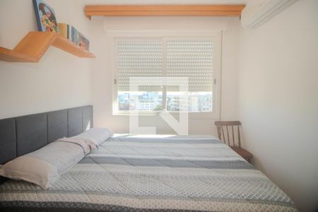 Quarto de apartamento à venda com 1 quarto, 44m² em Independência, Porto Alegre