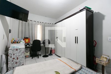 Quarto 1  de casa à venda com 4 quartos, 237m² em Jardim Lajeado, São Paulo