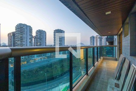 Varanda de apartamento à venda com 4 quartos, 145m² em Barra da Tijuca, Rio de Janeiro