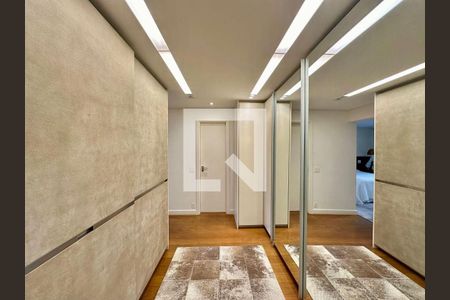 Apartamento à venda com 4 quartos, 227m² em Aclimação, São Paulo