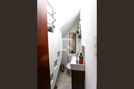 lavabo de casa à venda com 3 quartos, 135m² em Jardim Maria Rosa, Taboão da Serra