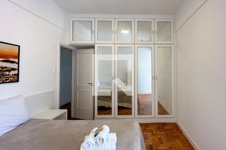 Quarto 01 de apartamento à venda com 3 quartos, 100m² em Copacabana, Rio de Janeiro