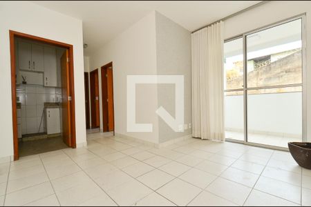 Sala de apartamento para alugar com 2 quartos, 65m² em Horto Florestal, Belo Horizonte