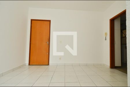 Sala de apartamento para alugar com 2 quartos, 65m² em Horto Florestal, Belo Horizonte