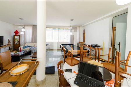 Sala de casa à venda com 4 quartos, 465m² em Buritis, Belo Horizonte