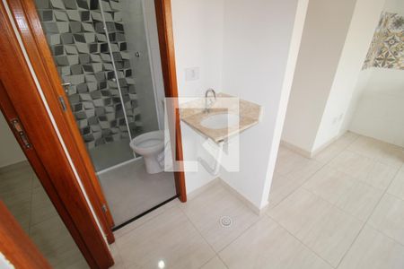 Banheiro de apartamento para alugar com 1 quarto, 29m² em Parque Mandaqui, São Paulo