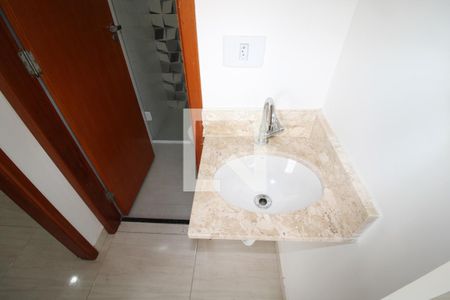 Banheiro de apartamento para alugar com 1 quarto, 29m² em Parque Mandaqui, São Paulo