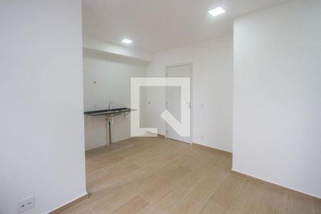 Sala de apartamento para alugar com 2 quartos, 36m² em Parque Maria Helena, São Paulo