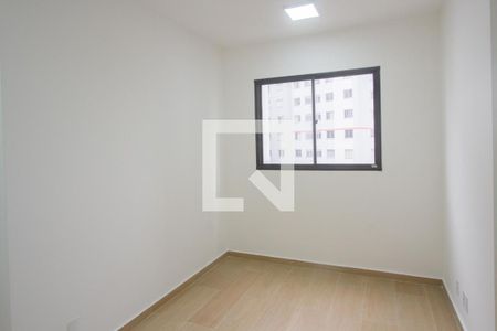 Sala de apartamento para alugar com 2 quartos, 36m² em Parque Maria Helena, São Paulo