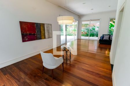 Sala 1 de casa à venda com 4 quartos, 430m² em Vila Inah, São Paulo